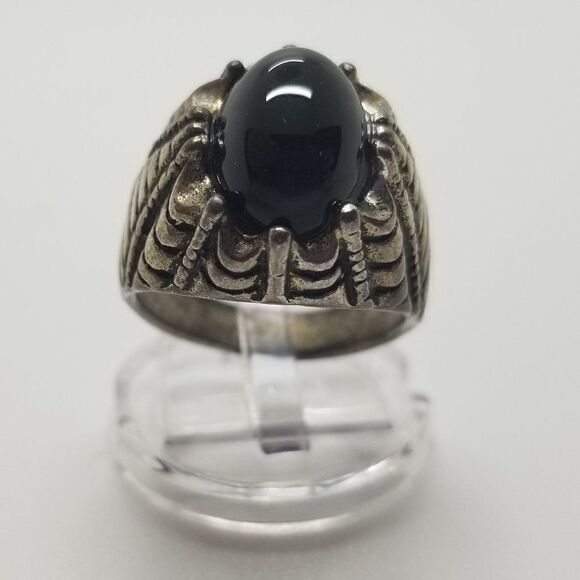 Gold Black Onyx Ring  - Picture 3 of 6
